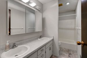 1102 10th Ave, Newport, MN 55055, USA Photo 12