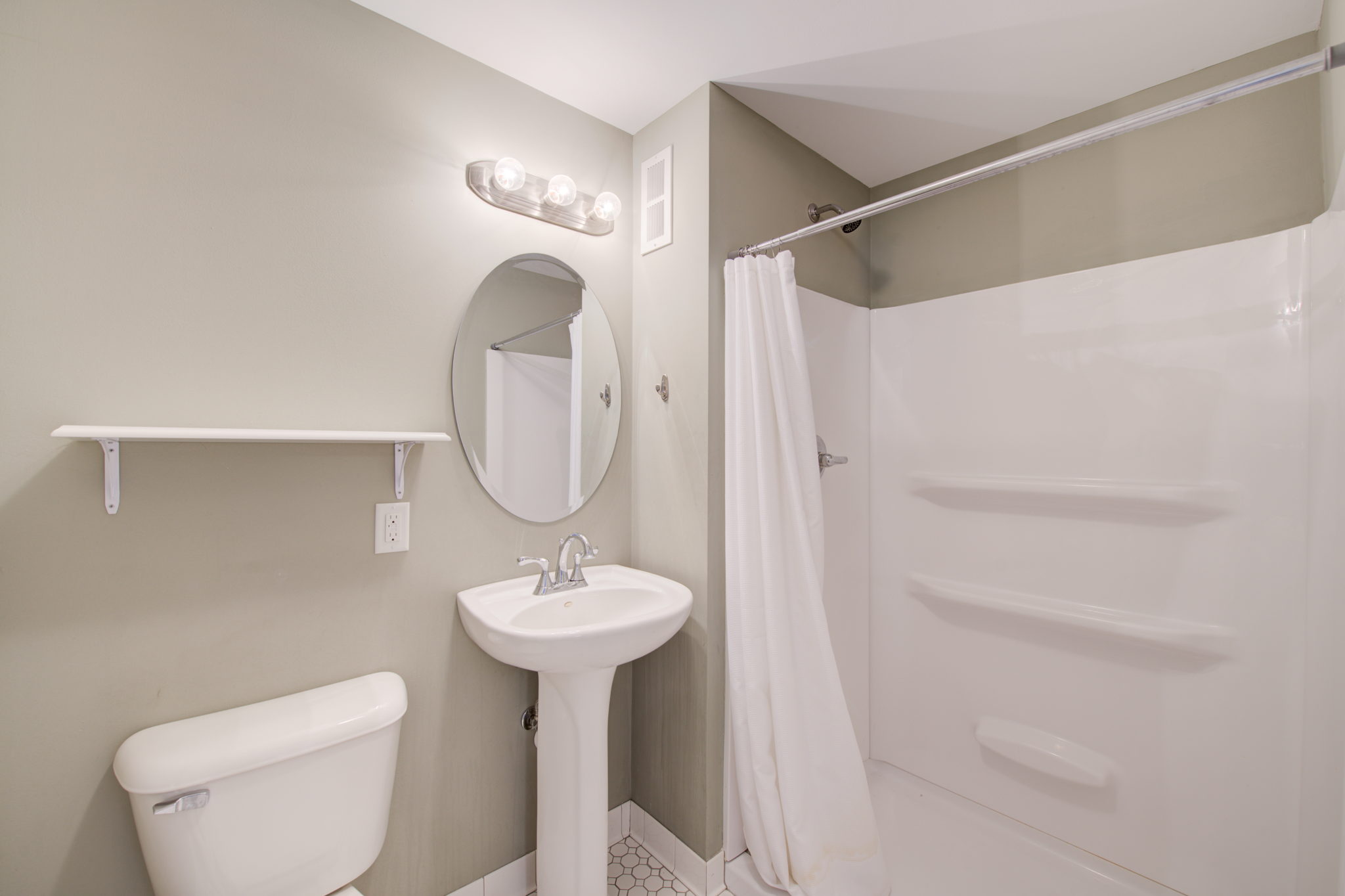 12 Bathroom