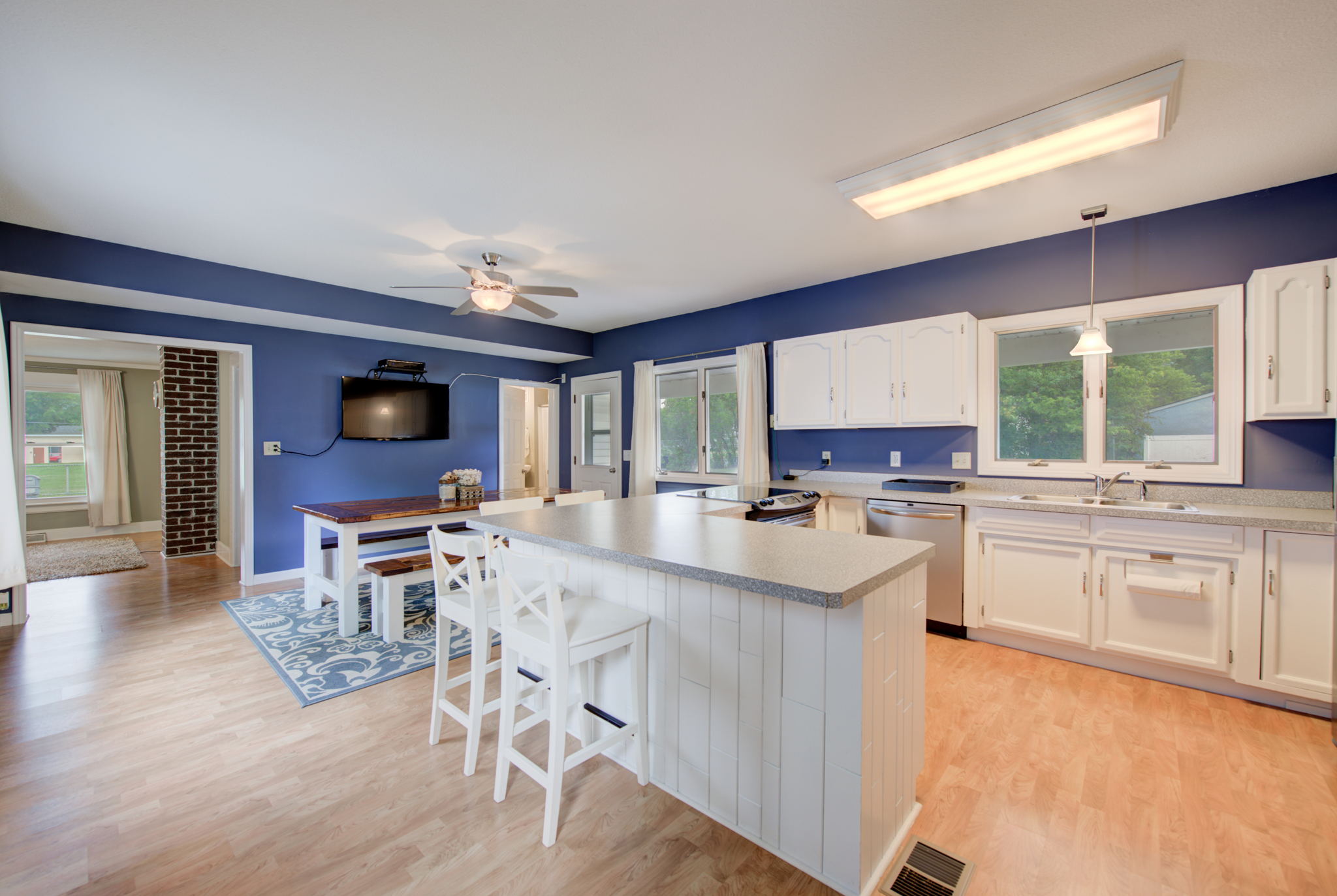 7 Kitchen - Dining Room