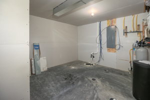 32-Utility Room