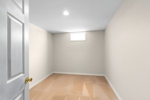 RGDY0035 furniture removed.jpeg