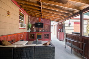  Photo 24
