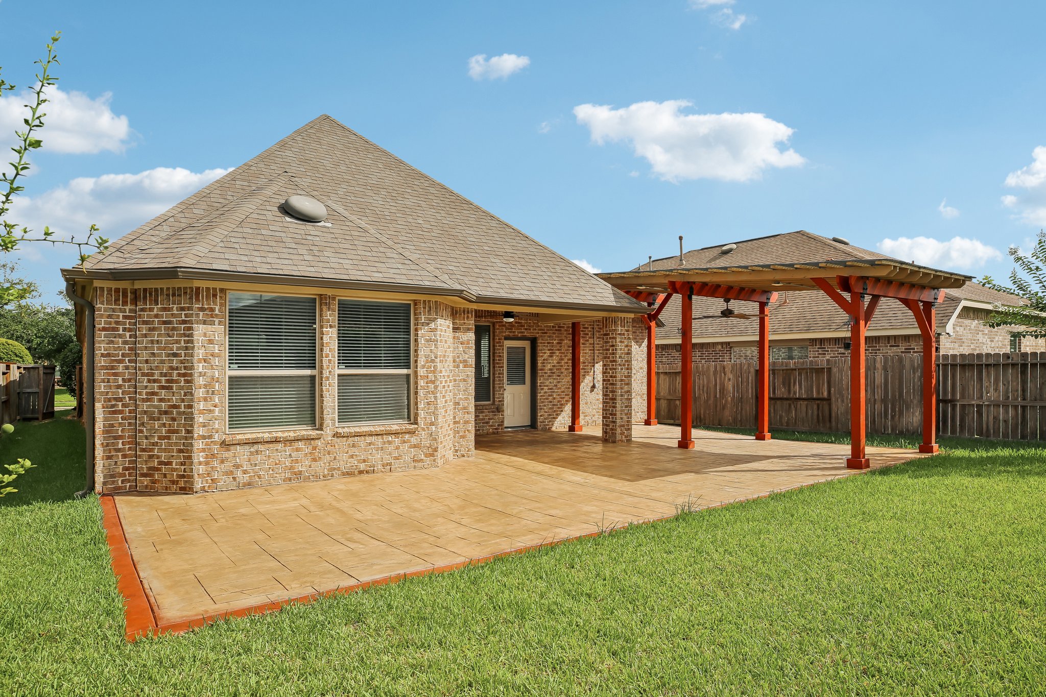 Sarah Bluff Ln-S1106-037.jpg
