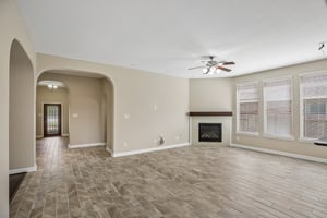 Sarah Bluff Ln-S1106-006.jpg