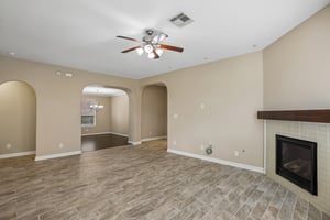 Sarah Bluff Ln-S1106-007.jpg