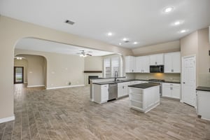 Sarah Bluff Ln-S1106-012.jpg