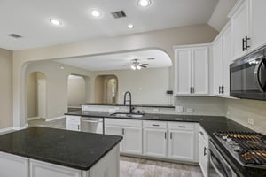 Sarah Bluff Ln-S1106-015.jpg