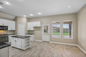 Sarah Bluff Ln-S1106-017.jpg