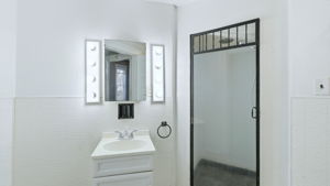  Photo 31