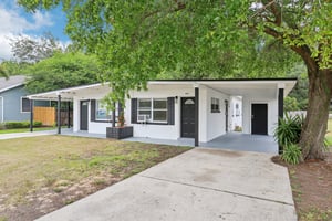 1105 E South St-0705-005.jpg