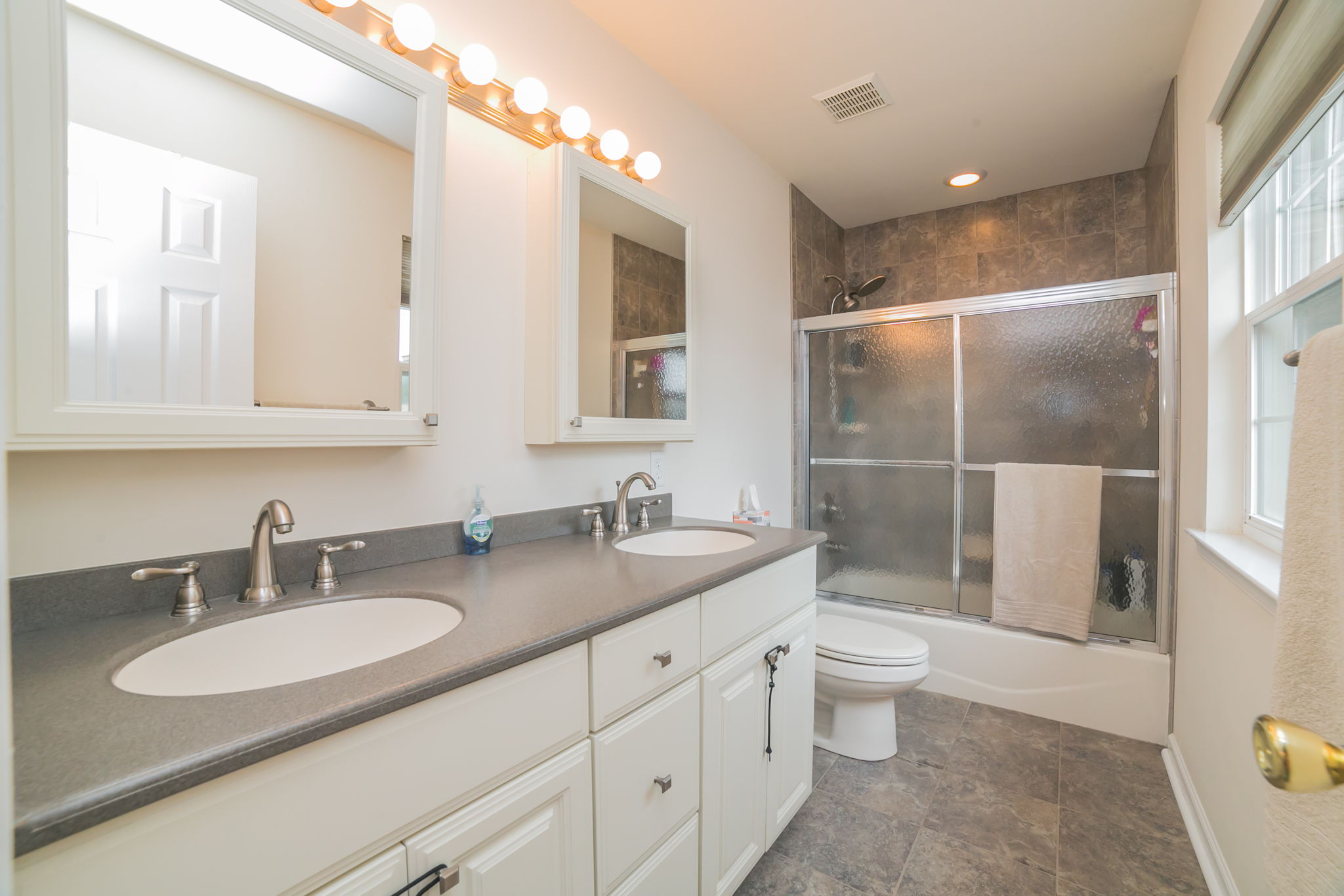  1103 Harding Dr, Havertown, PA 19083, US Photo 19