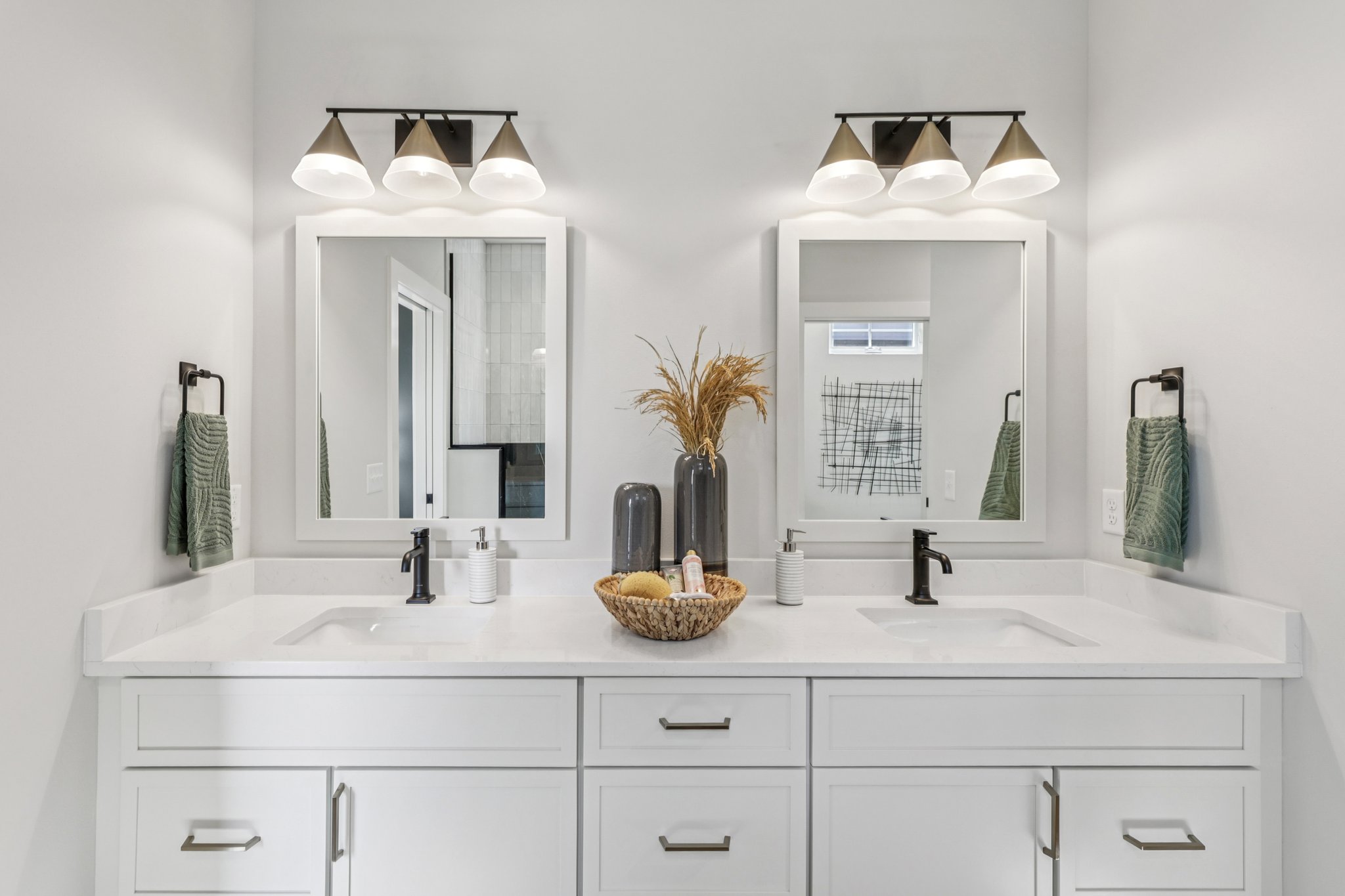 Moll Dr-S1507-060.jpg