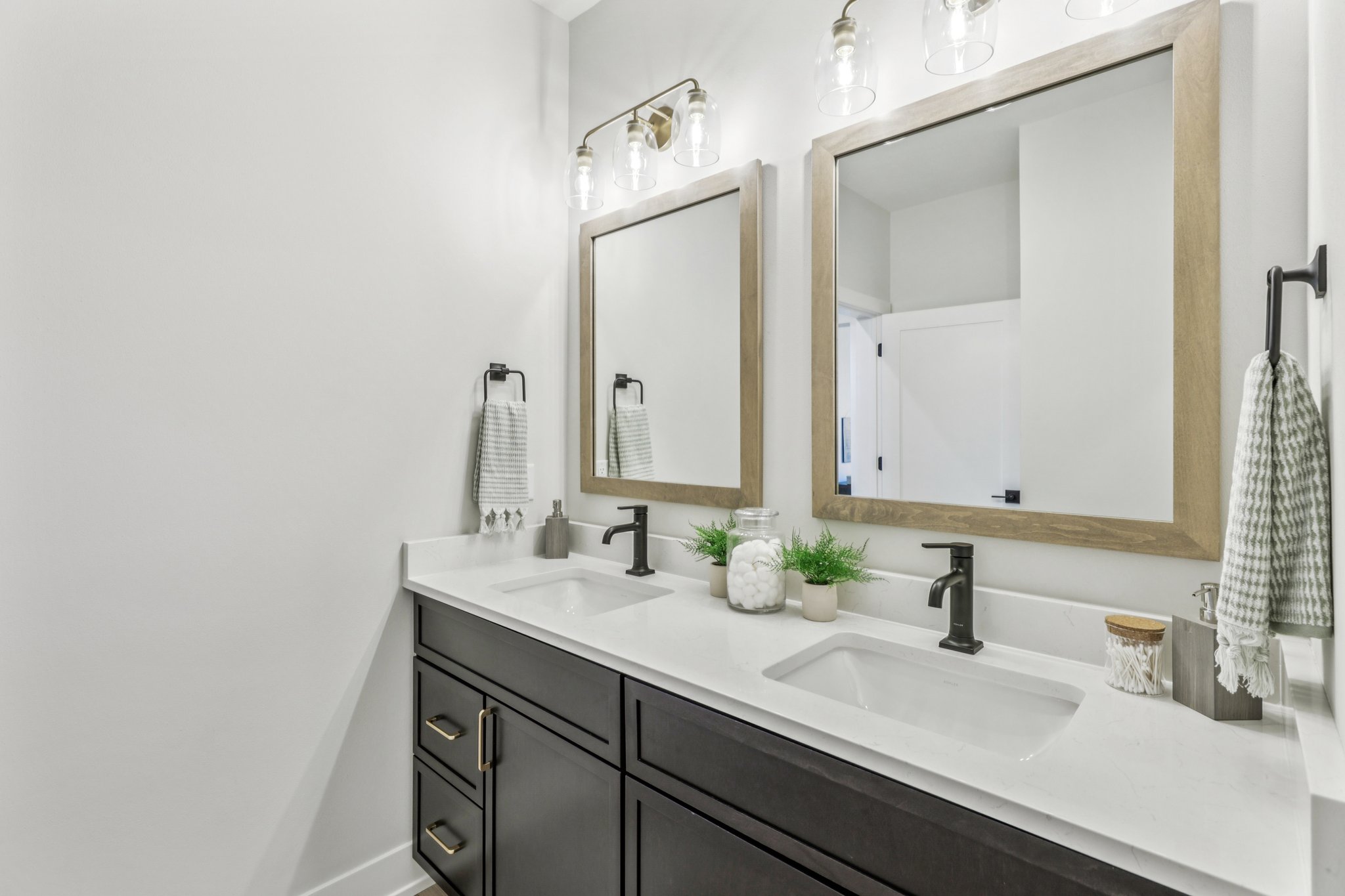 Moll Dr-S1507-069.jpg