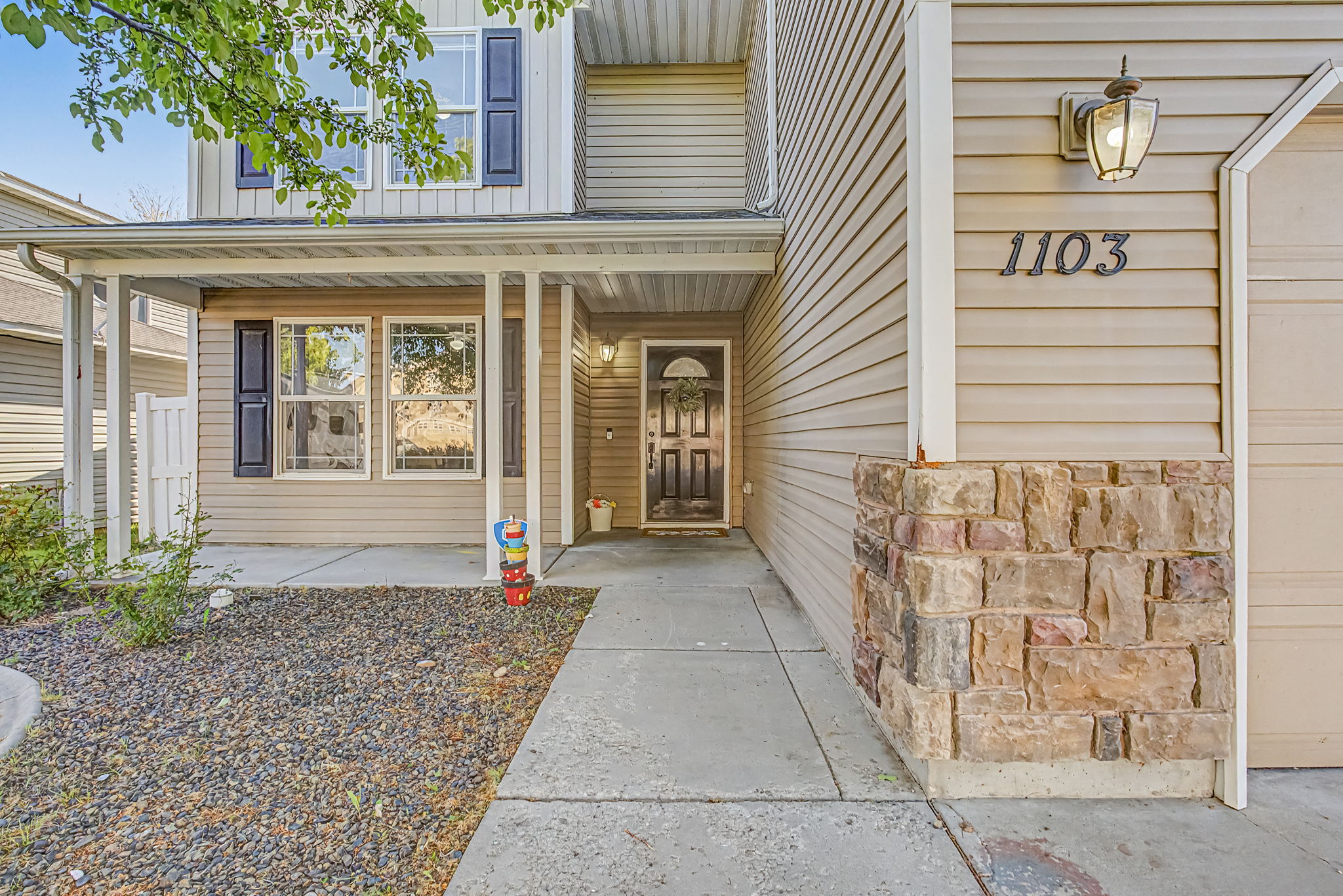 Front Entry Detail