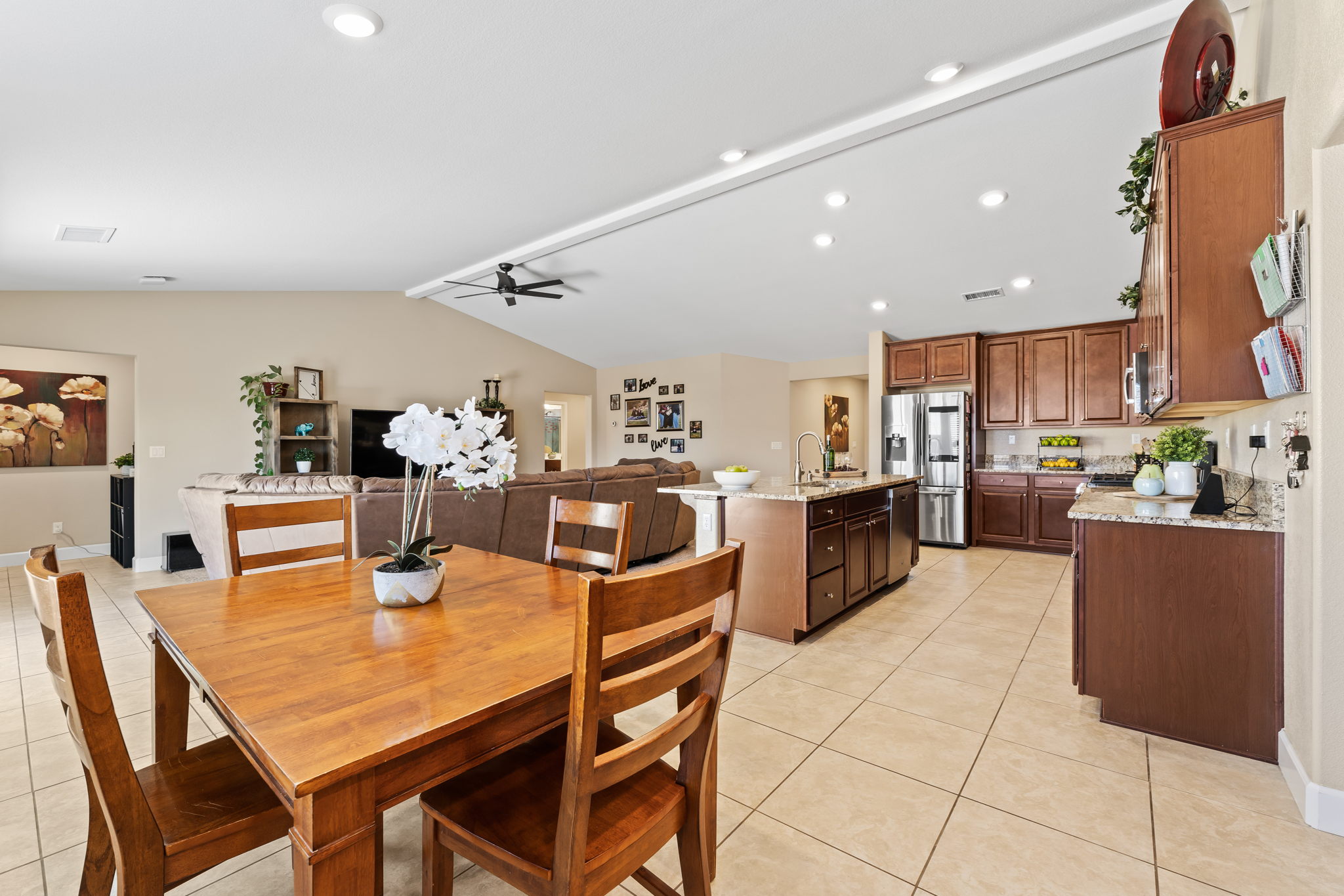 1103 Saffron Wds Wy, Spanish Springs, NV 89441, USA Photo 15