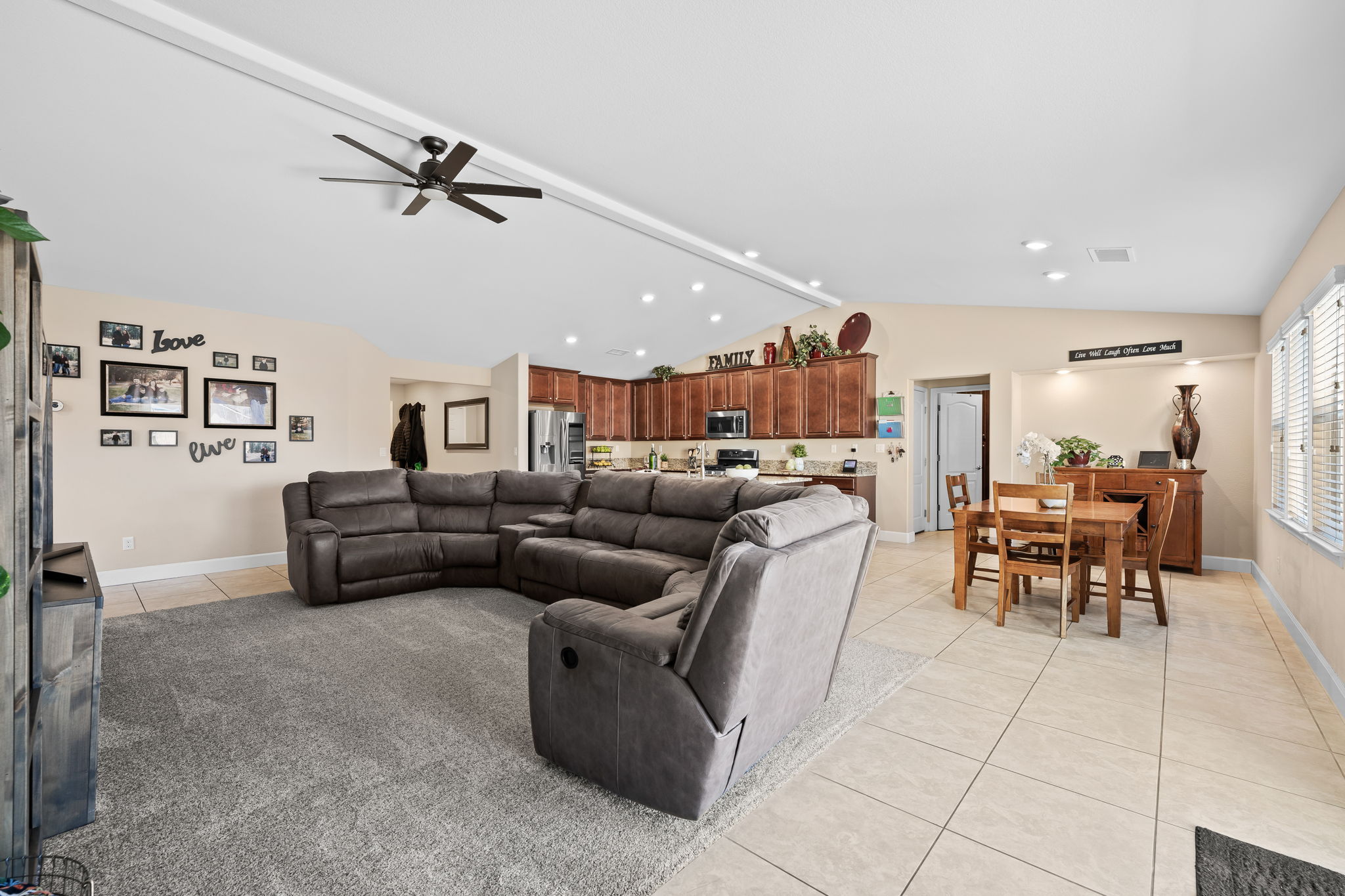 1103 Saffron Wds Wy, Spanish Springs, NV 89441, USA Photo 13