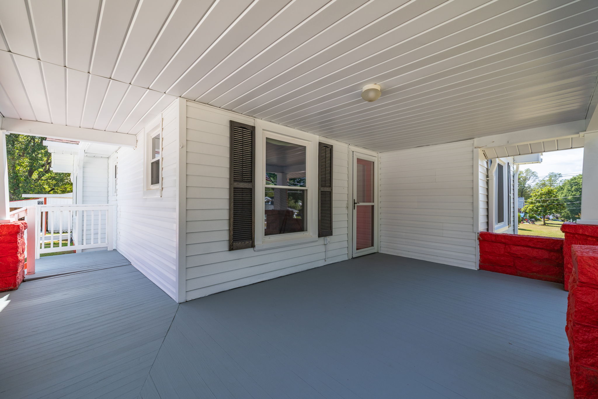 1103 Wentworth St-4