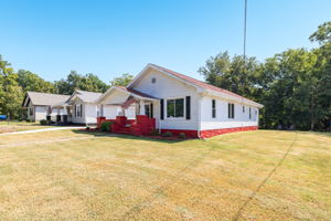 1103 Wentworth St-2