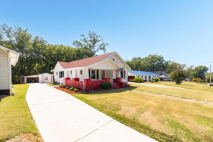 1103 Wentworth St-3