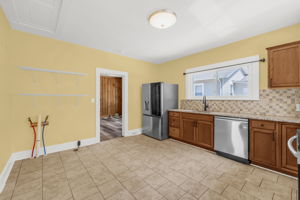 1103 Wentworth St-10