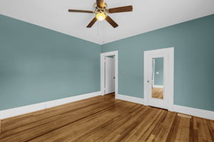 1103 Wentworth St-13