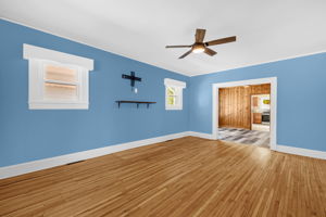 1103 Wentworth St-22