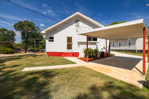 1103 Wentworth St-29