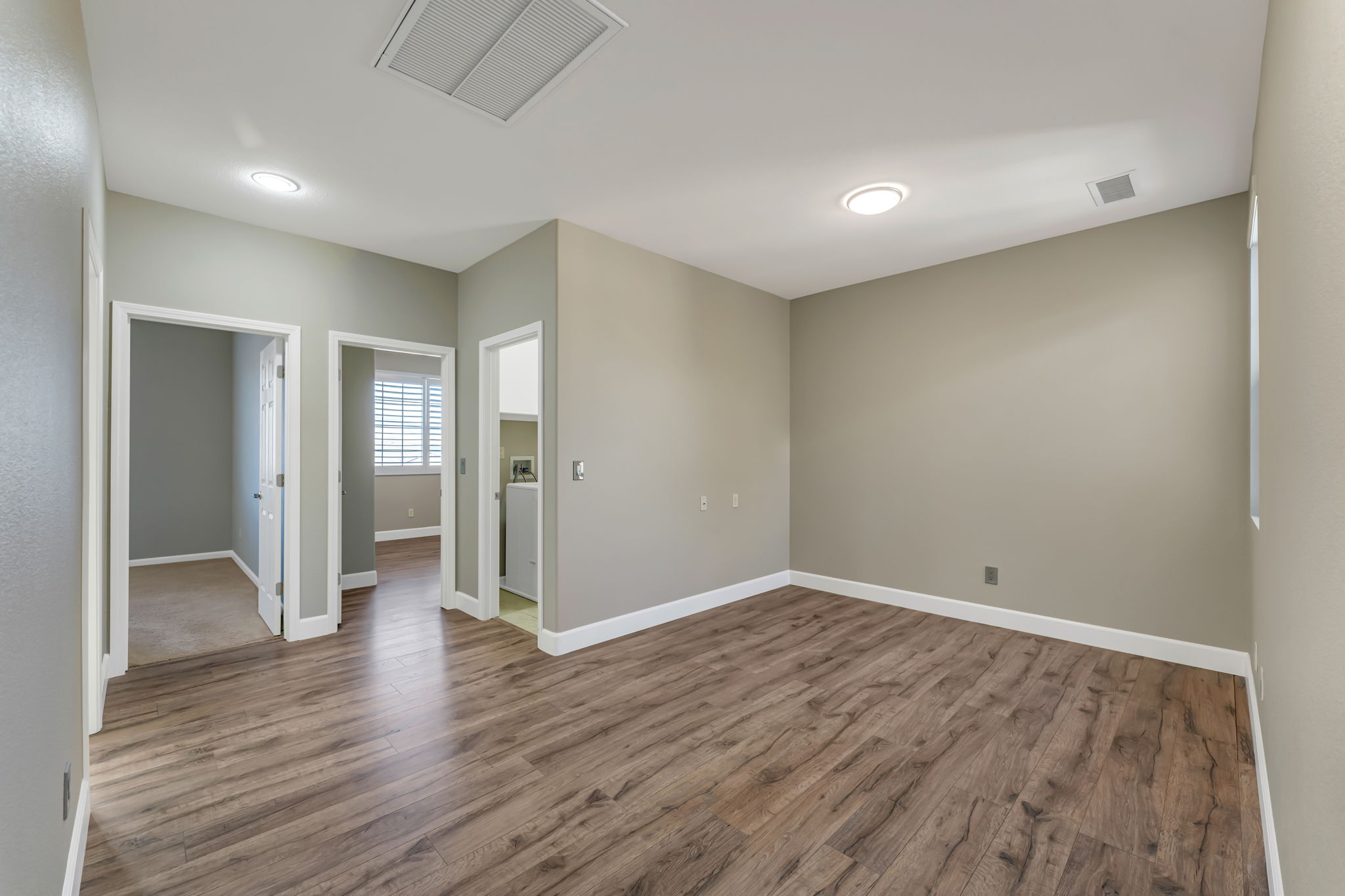 11031 Lamour Ln, Reno, NV 89521, USA Photo 16
