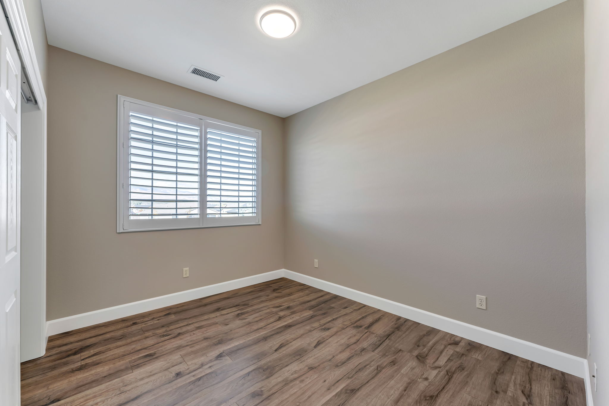 11031 Lamour Ln, Reno, NV 89521, USA Photo 25