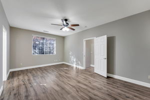 11031 Lamour Ln, Reno, NV 89521, USA Photo 16