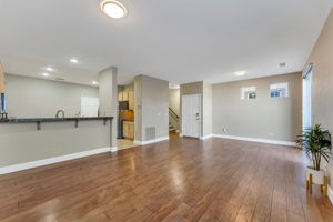 11031 Lamour Ln, Reno, NV 89521, USA Photo 8