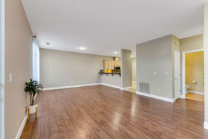 11031 Lamour Ln, Reno, NV 89521, USA Photo 7