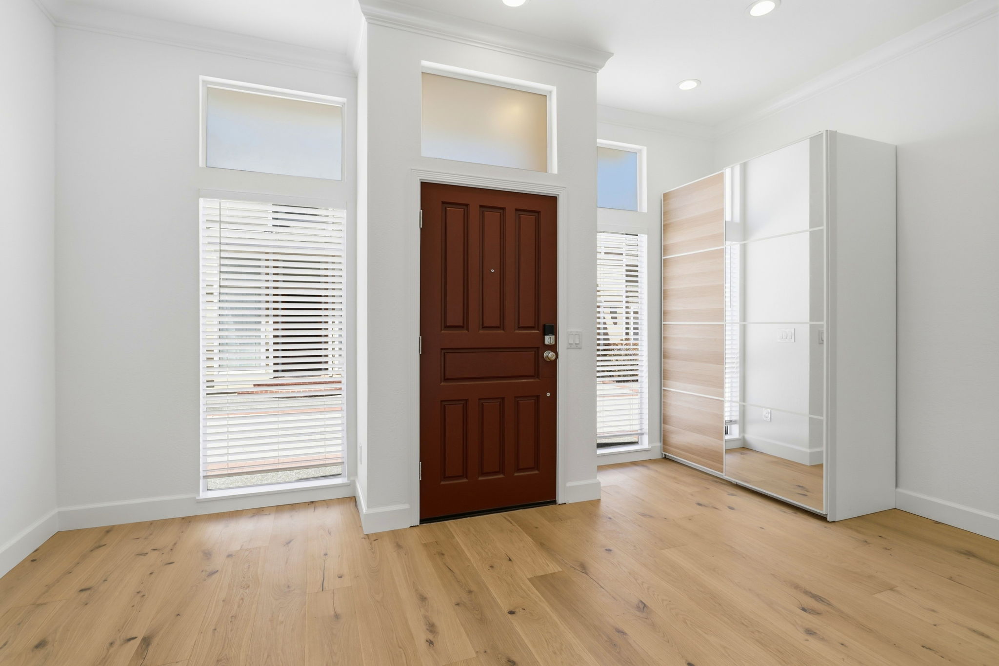 006_F8_1104 Lautrec Terrace