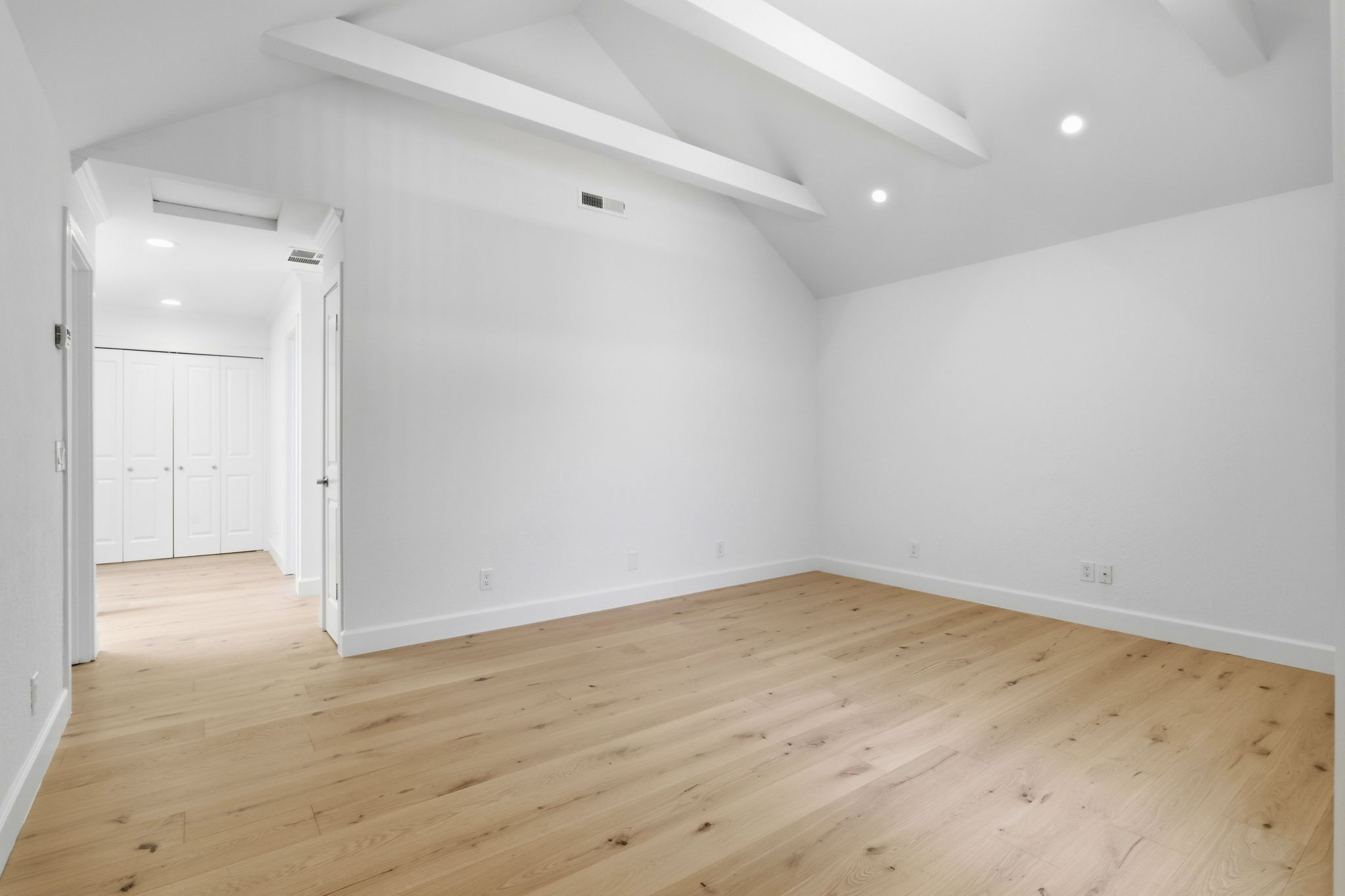 018_F8_1104 Lautrec Terrace