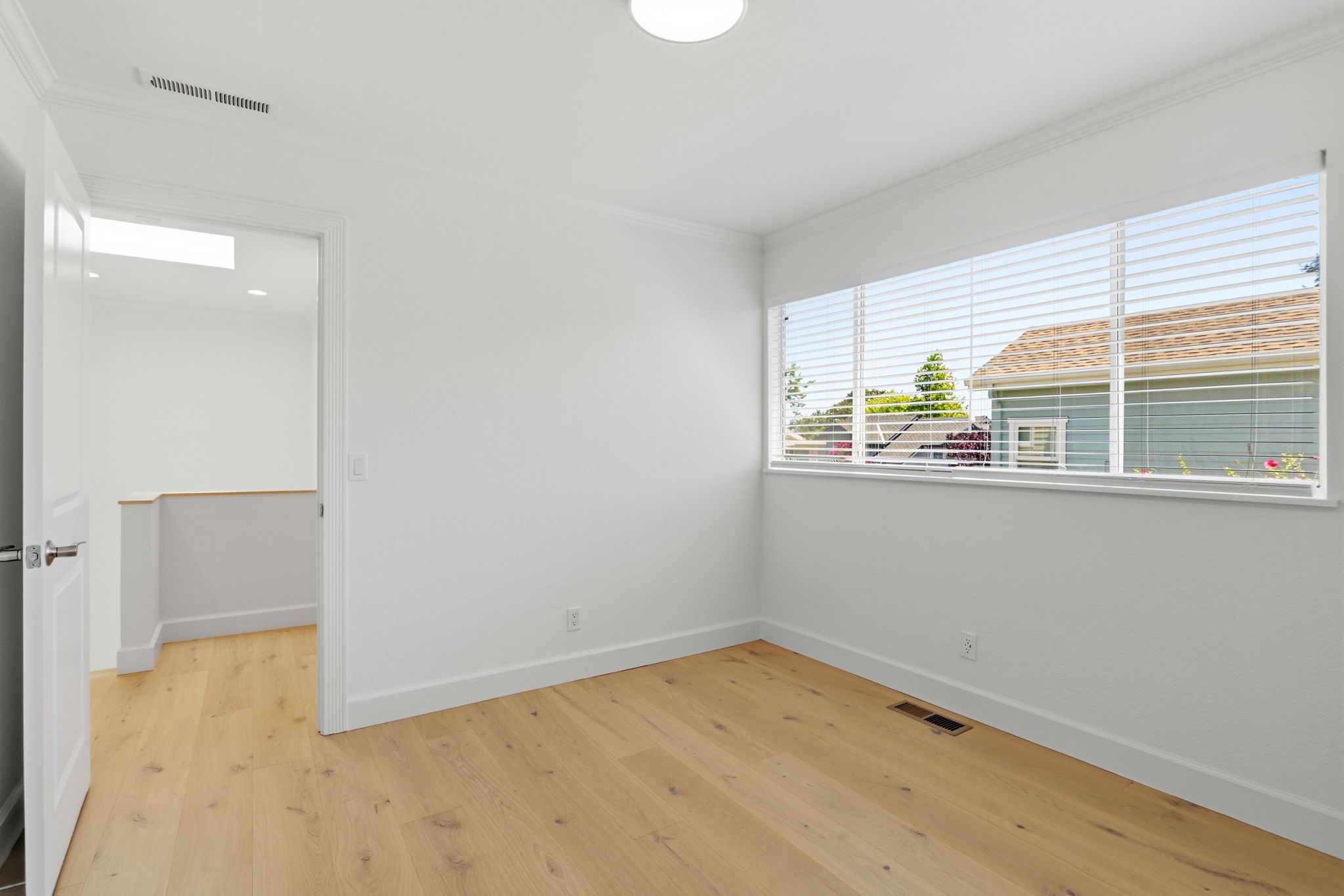 019_F8_1104 Lautrec Terrace