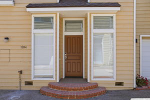 005_F8_1104 Lautrec Terrace