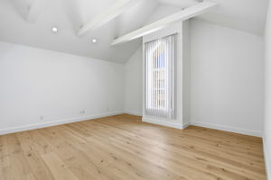 015_F8_1104 Lautrec Terrace