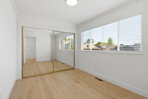 022_F8_1104 Lautrec Terrace