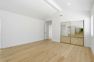 027_F8_1104 Lautrec Terrace