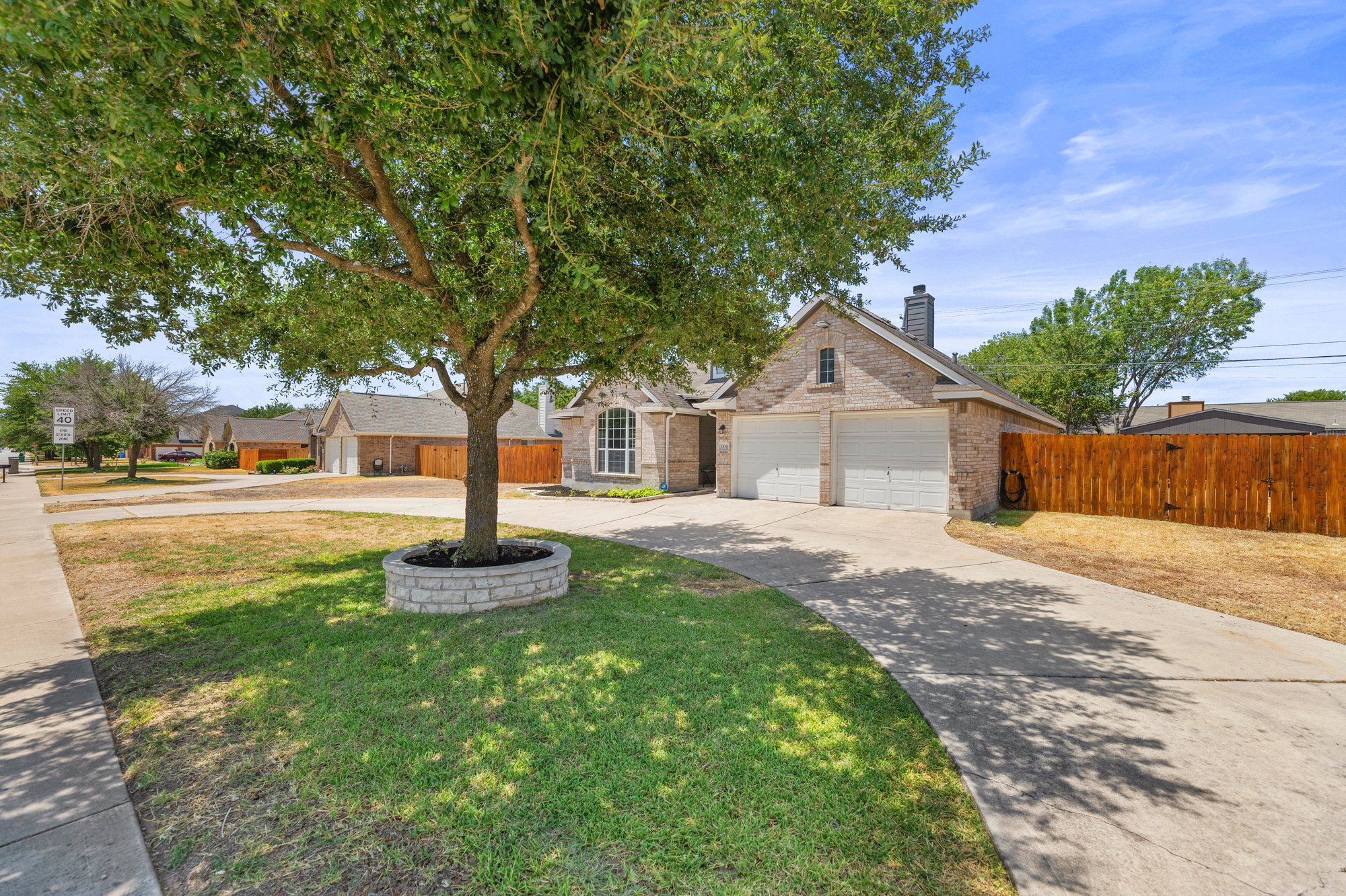 1104 N Railroad Ave, Pflugerville, TX 78660, USA Photo 4