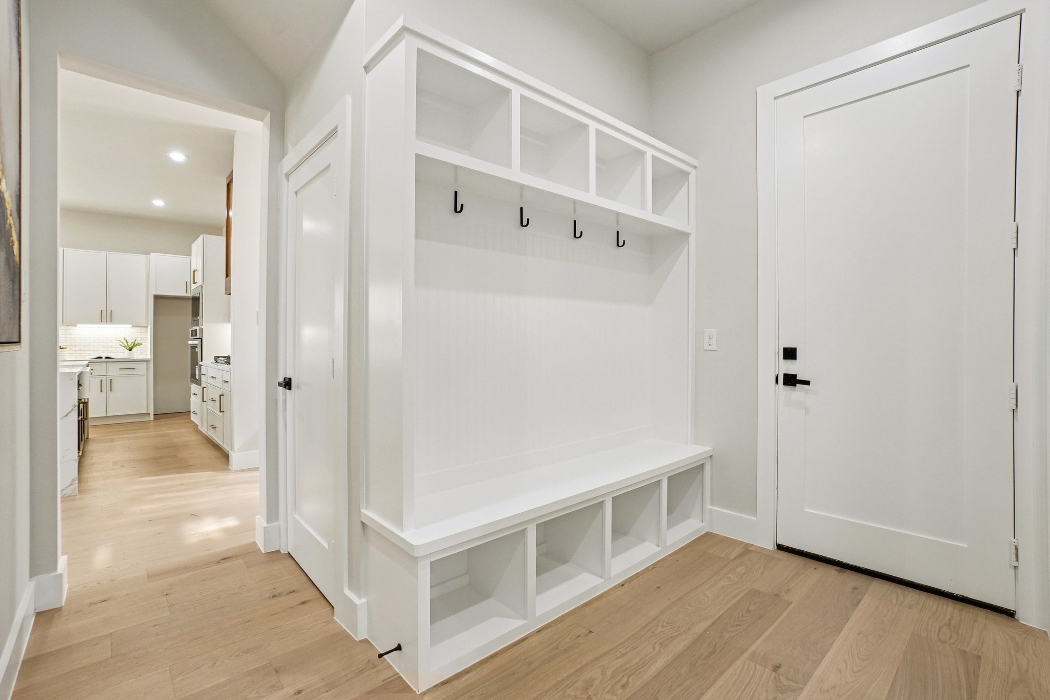New St-L1202-042.jpg
