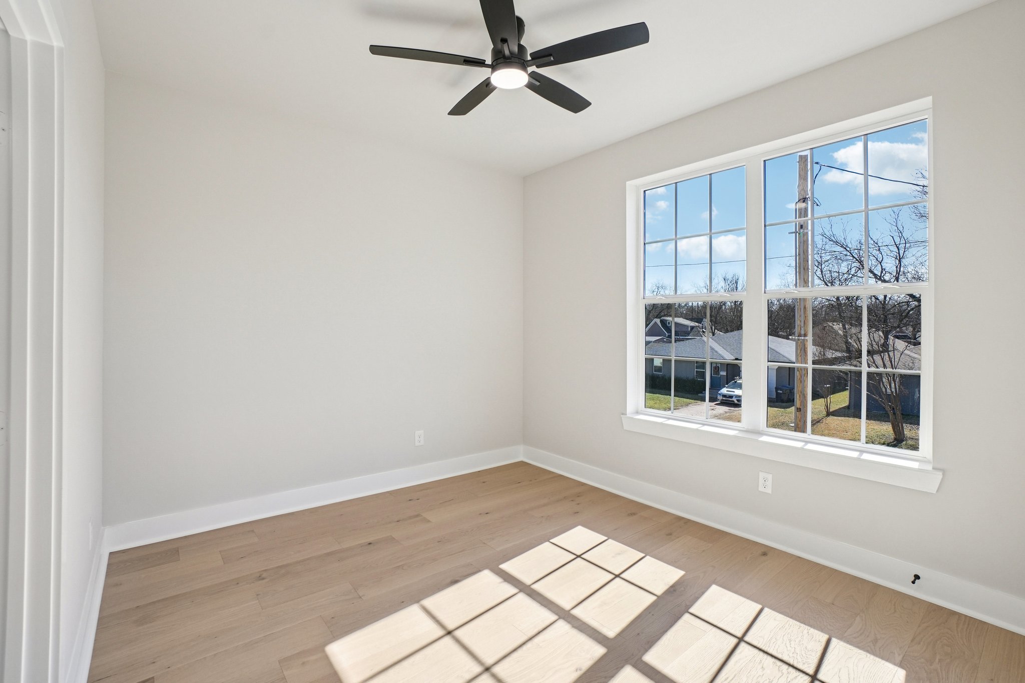 New St-L1202-049.jpg