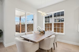New St-L1202-012.jpg