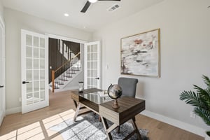 New St-L1202-025.jpg