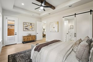 New St-L1202-033.jpg