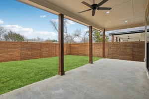 New St-L1402-019.jpg