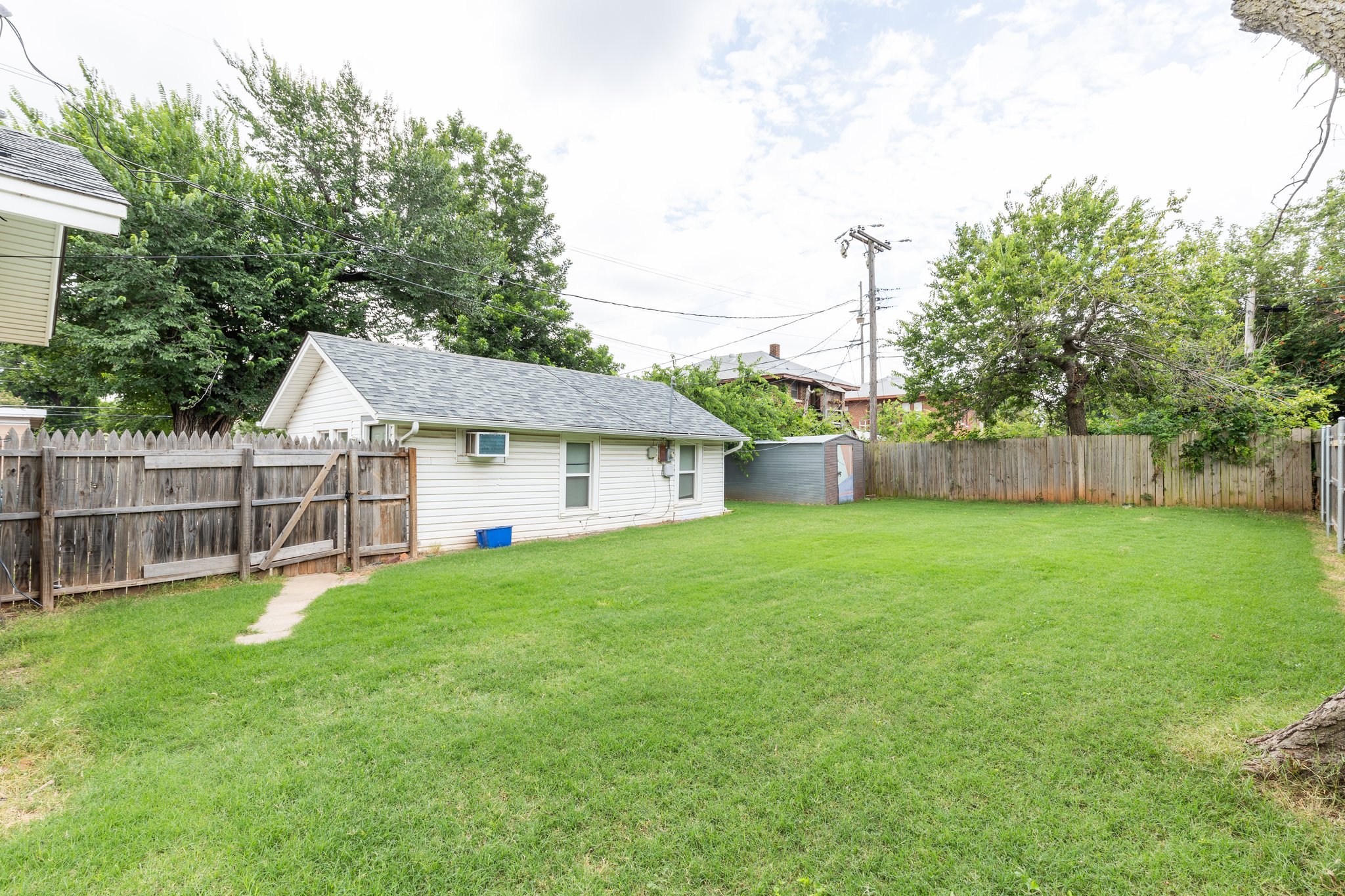 1104 NW 34th St_038.jpg