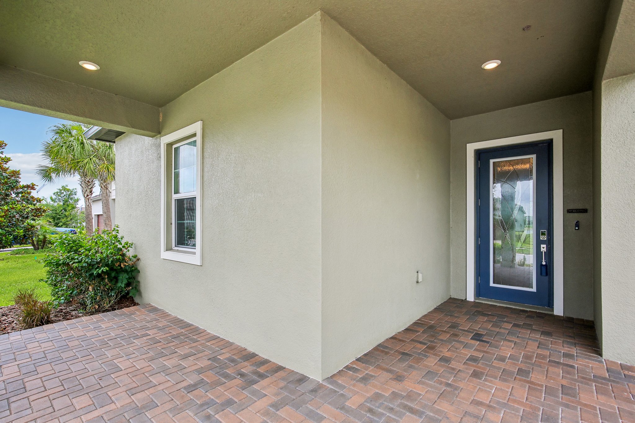 Banyan Breeze Blvd-S0106-003.jpg
