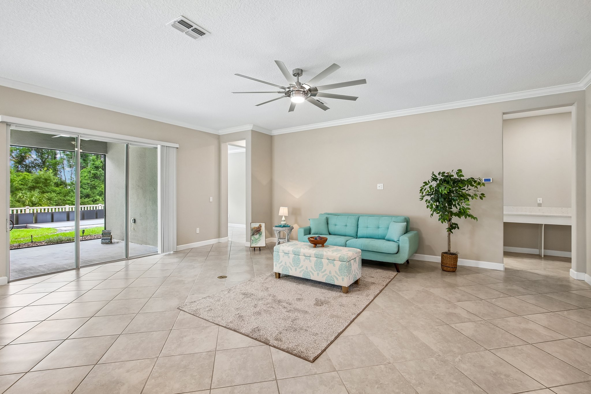 Banyan Breeze Blvd-S0106-005.jpg