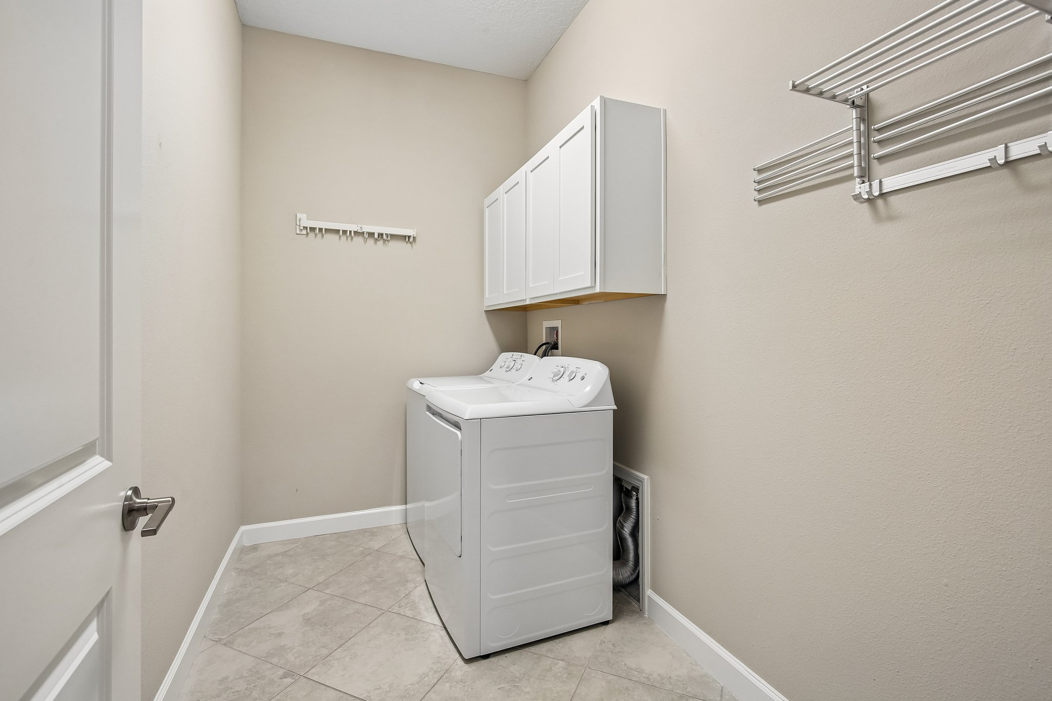 Banyan Breeze Blvd-S0106-018.jpg